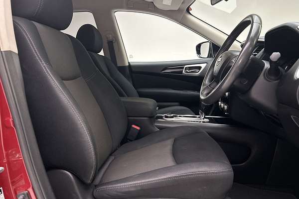 2017 Nissan Pathfinder ST R52 Series II thumb-12