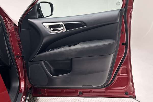 2017 Nissan Pathfinder ST R52 Series II thumb-18