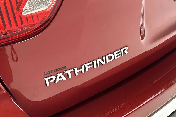 2017 Nissan Pathfinder ST R52 Series II thumb-21