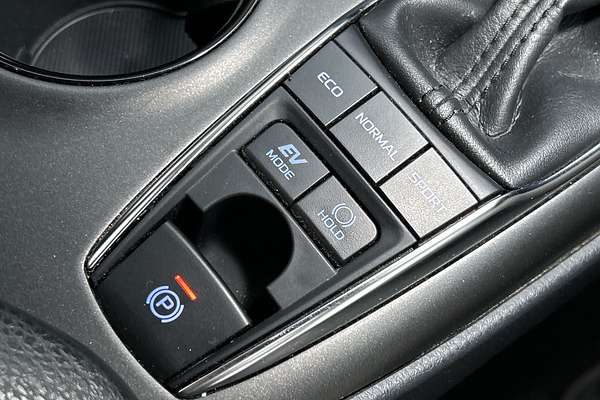 2022 Toyota Camry Ascent AXVH70R thumb-14