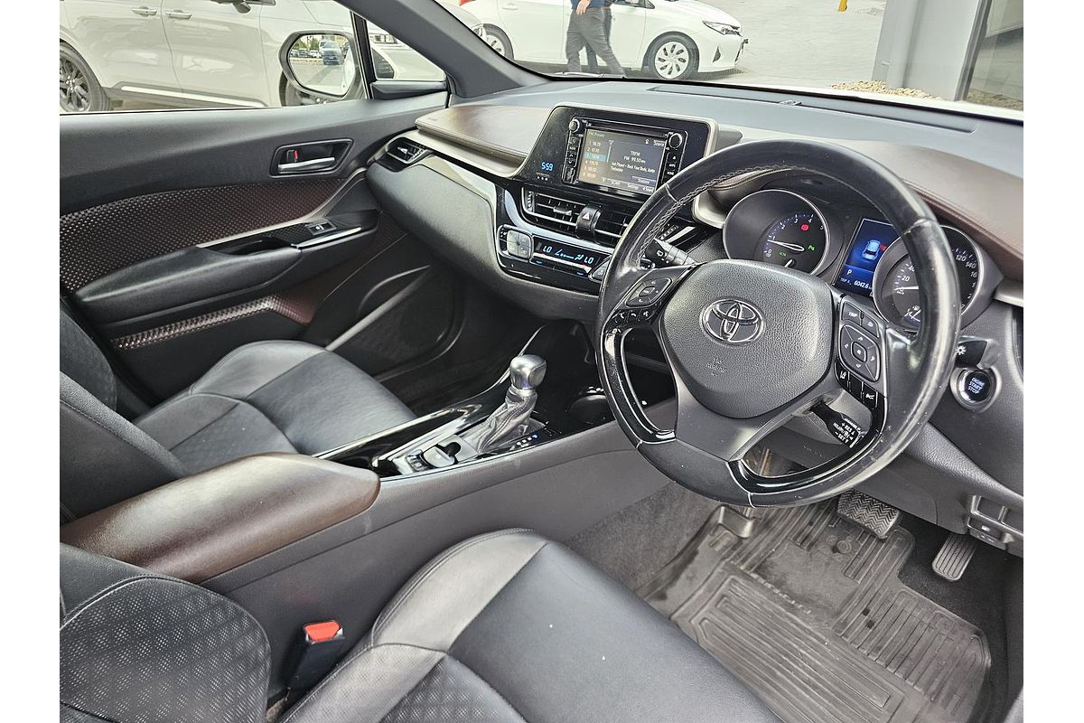 2017 Toyota C-HR Koba NGX10R