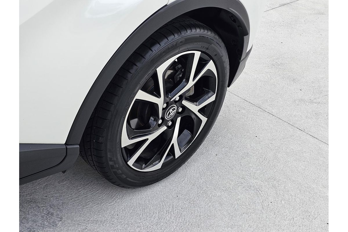 2017 Toyota C-HR Koba NGX10R