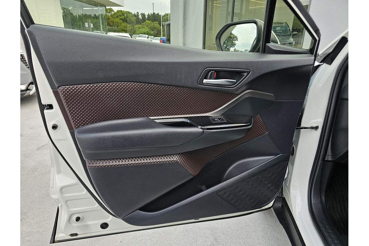 2017 Toyota C-HR Koba NGX10R