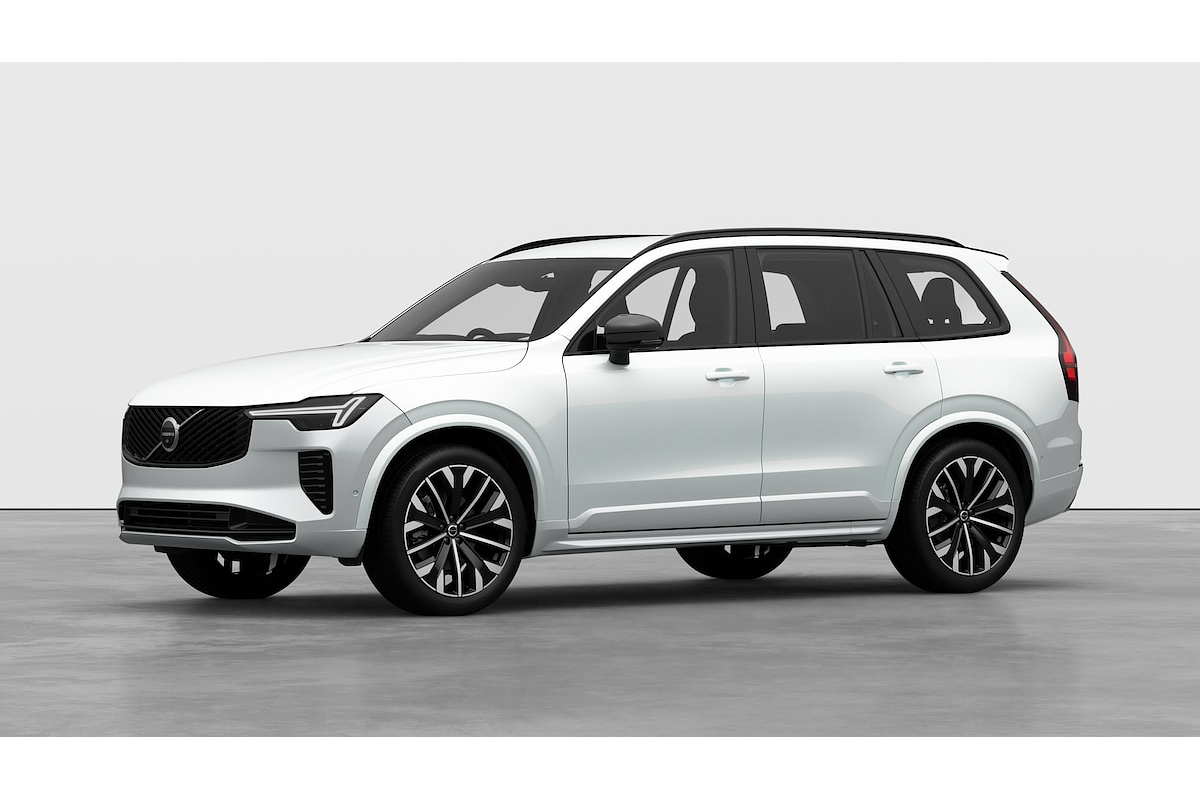 2025 Volvo XC90 Ultra B5 Dark