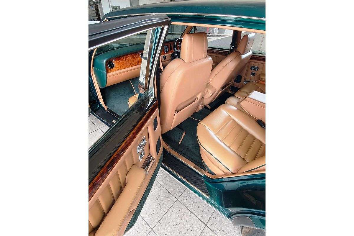 BROOKLANDS 6.8L V8 ELECTRONIC F/INJ 4 SP AUTOMATIC 4D SALOON 