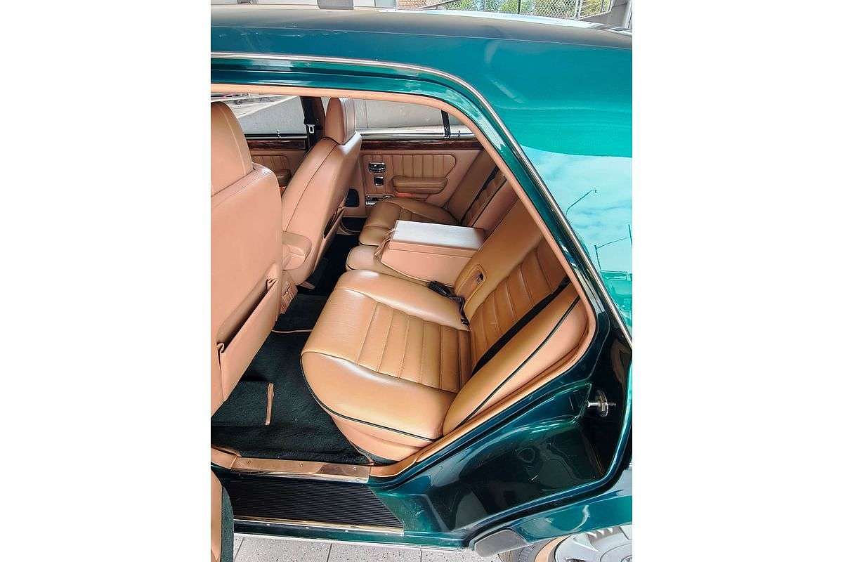 BROOKLANDS 6.8L V8 ELECTRONIC F/INJ 4 SP AUTOMATIC 4D SALOON 