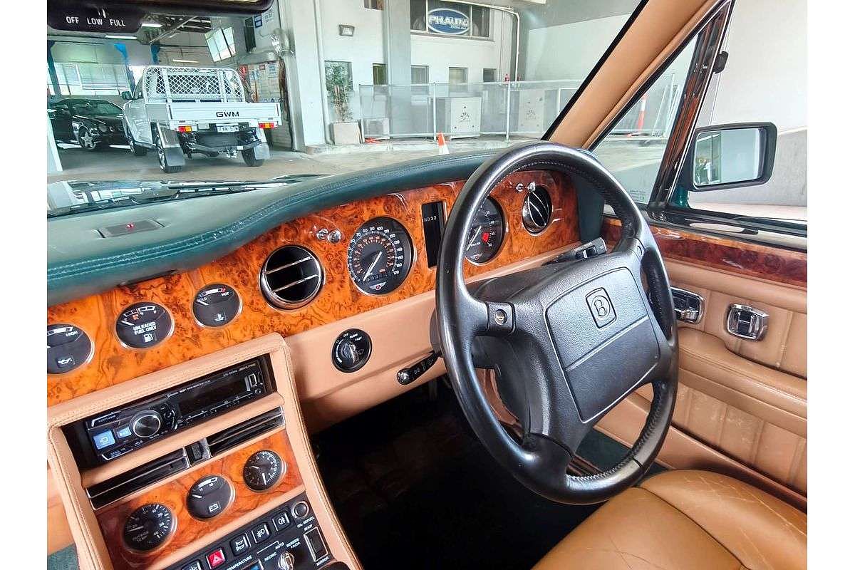 BROOKLANDS 6.8L V8 ELECTRONIC F/INJ 4 SP AUTOMATIC 4D SALOON 