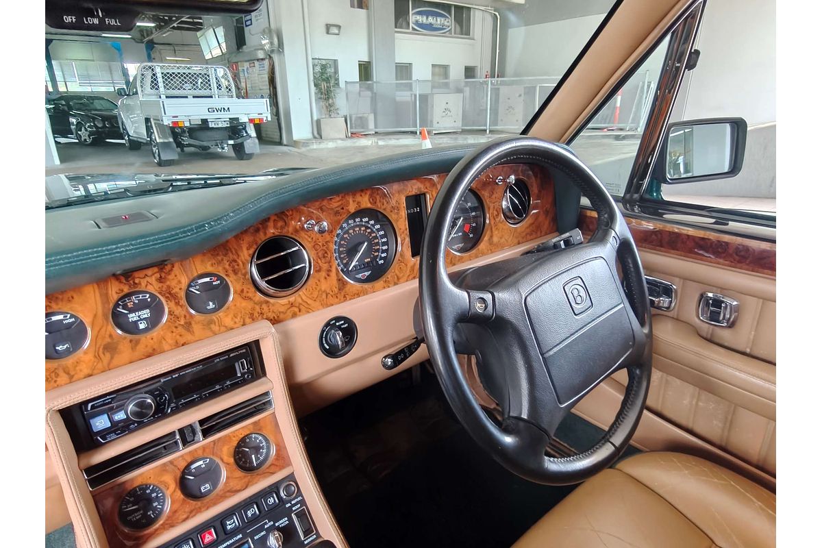 BROOKLANDS 6.8L V8 ELECTRONIC F/INJ 4 SP AUTOMATIC 4D SALOON 