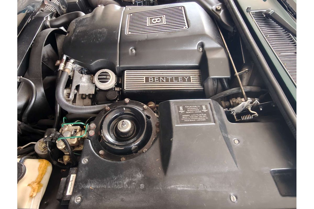 BROOKLANDS 6.8L V8 ELECTRONIC F/INJ 4 SP AUTOMATIC 4D SALOON 