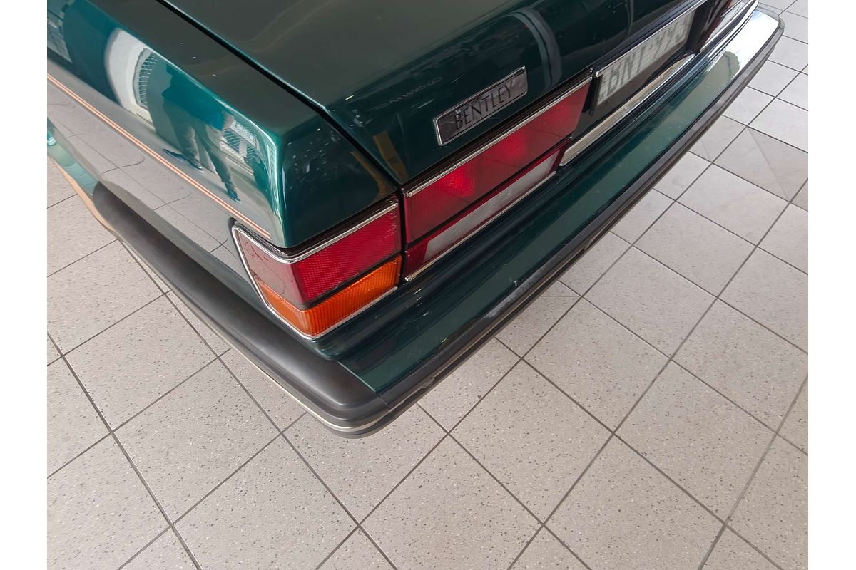 BROOKLANDS 6.8L V8 ELECTRONIC F/INJ 4 SP AUTOMATIC 4D SALOON 