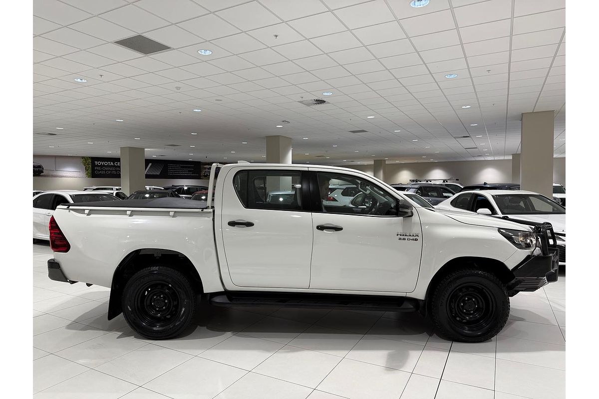 2021 Toyota Hilux Hilux 4x4 SR 2.8L T Diesel Automatic Double Cab GUN126R