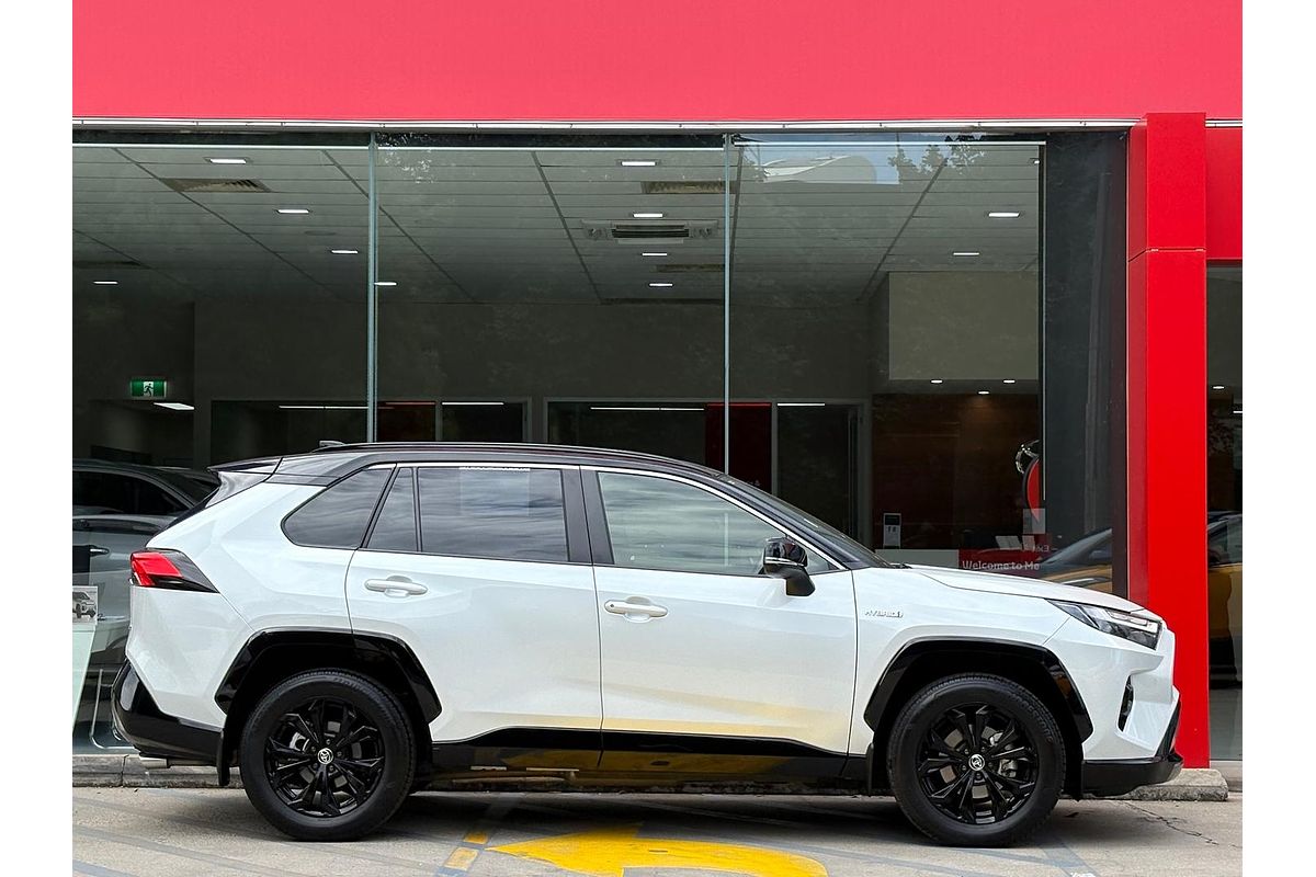 2024 Toyota RAV4 XSE AXAH54R