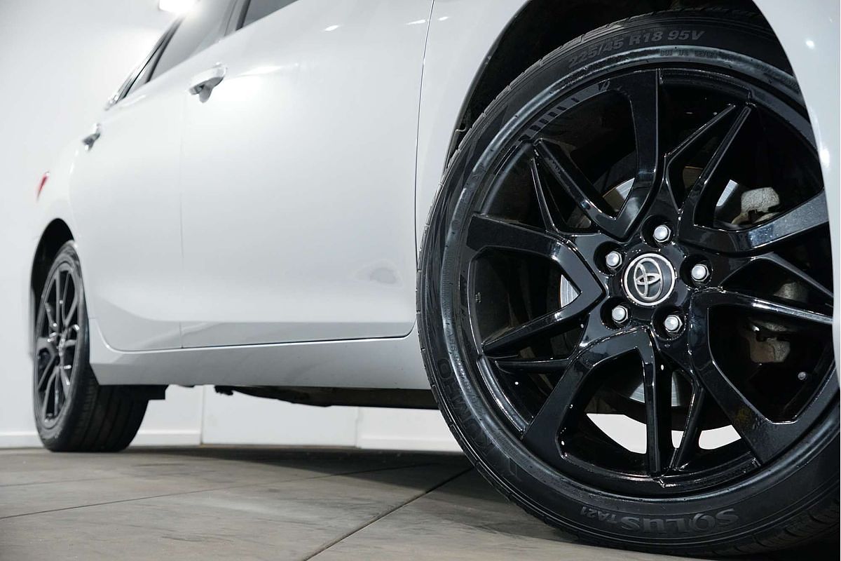 2017 Toyota Camry Atara S ASV50R