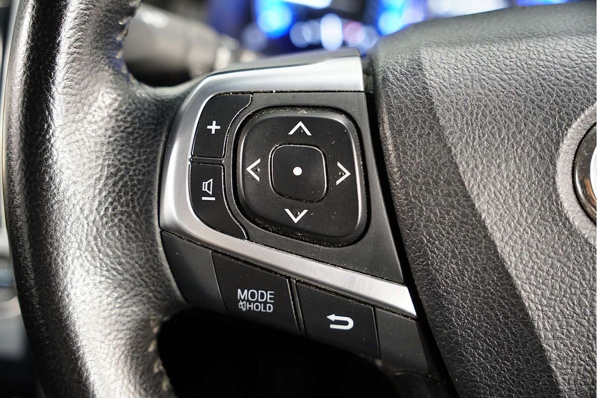 2017 Toyota Camry Atara S ASV50R