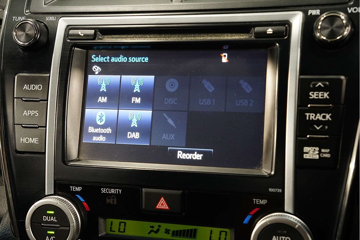 2017 Toyota Camry Atara S ASV50R