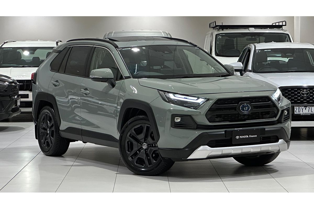 2024 Toyota RAV4 Edge AXAH54R