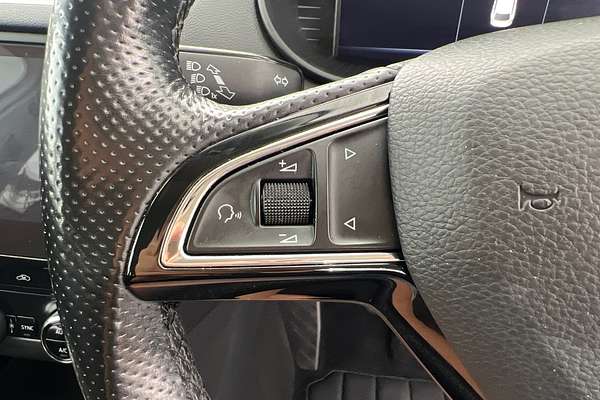 2020 SKODA Octavia 110TSI NE thumb-11