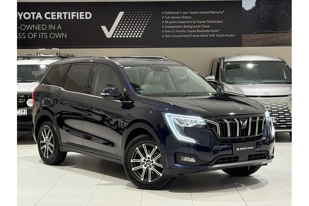 2023 Mahindra XUV700 AX7L