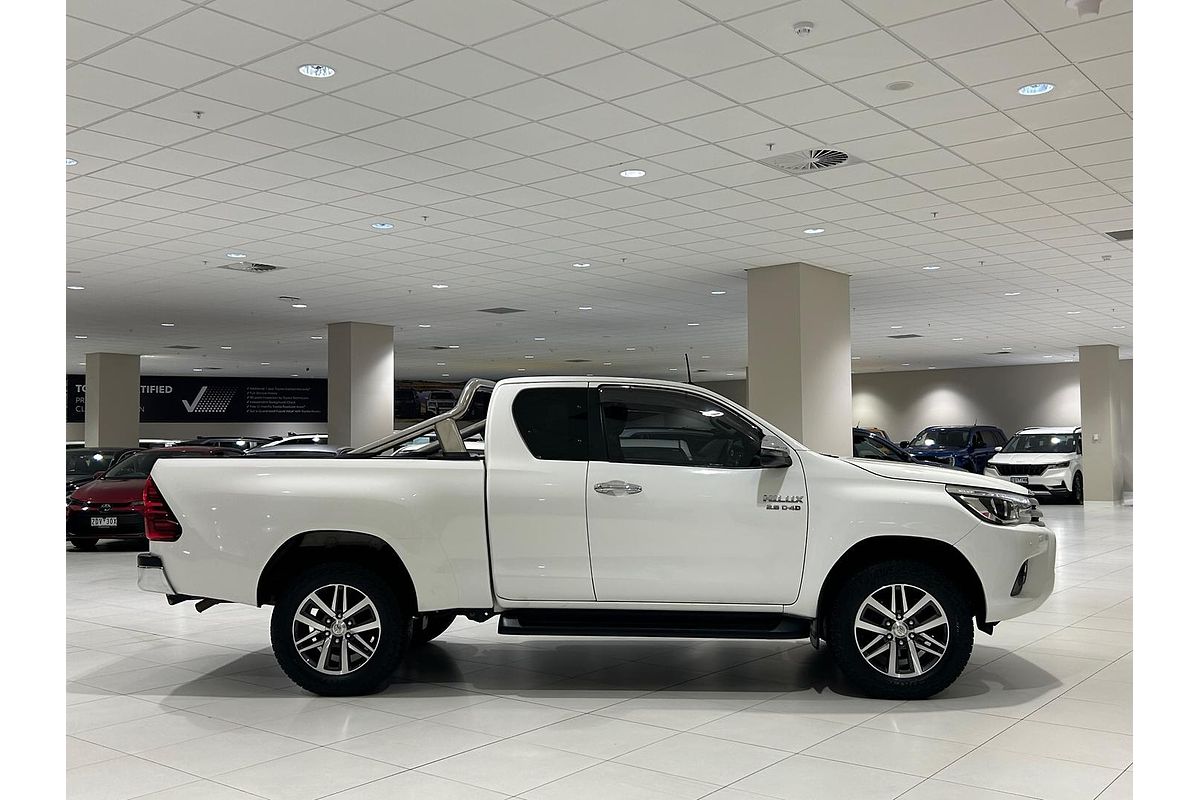 2017 Toyota Hilux SR5 GUN126R 4X4