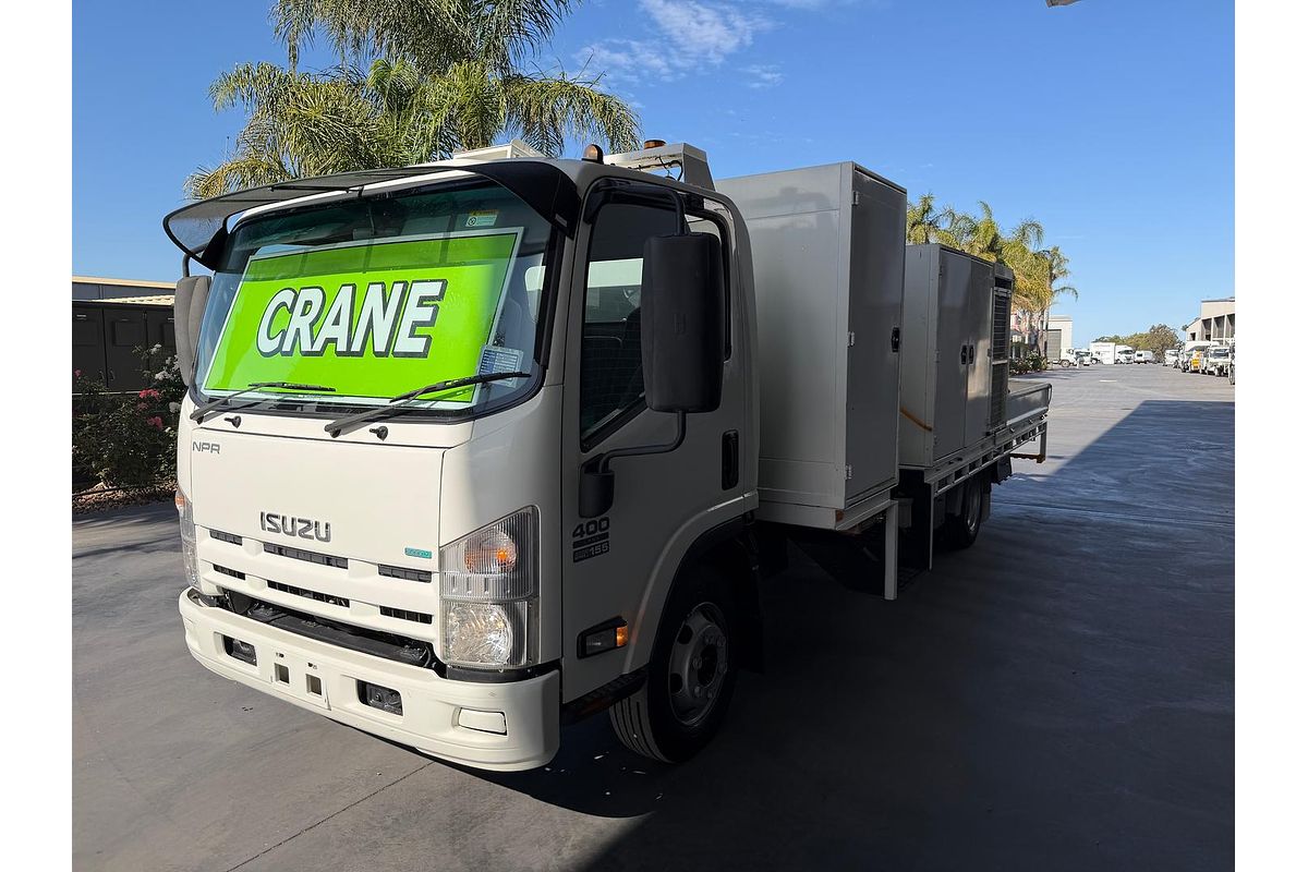 2013 Isuzu Npr 400