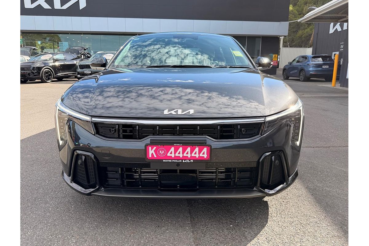 2025 Kia K4 GT-Line CL4m