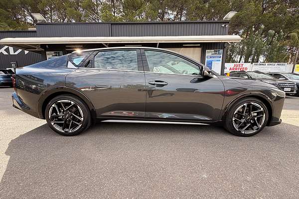 2025 Kia K4 GT-Line CL4m thumb-7