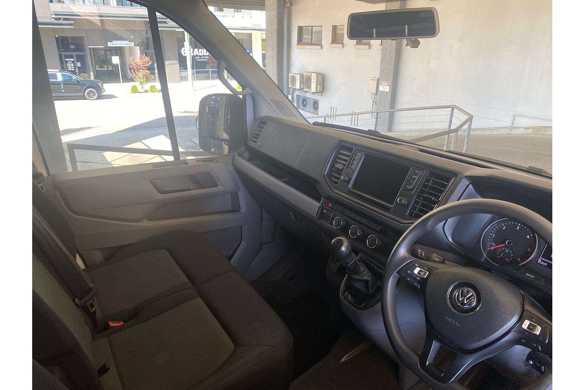 CRAFTER 35 TDI340 RUNNER SY1 MEDIUM WHEELBASE MANUAL MY18