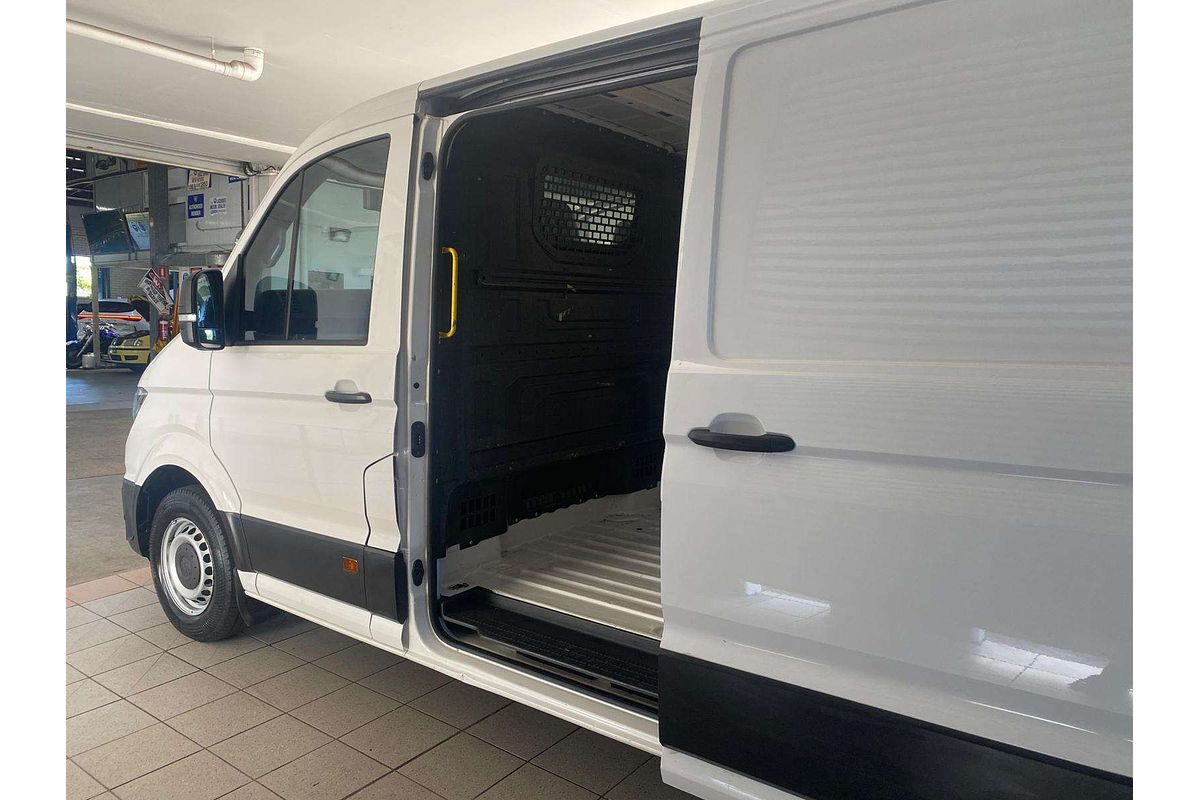 CRAFTER 35 TDI340 RUNNER SY1 MEDIUM WHEELBASE MANUAL MY18