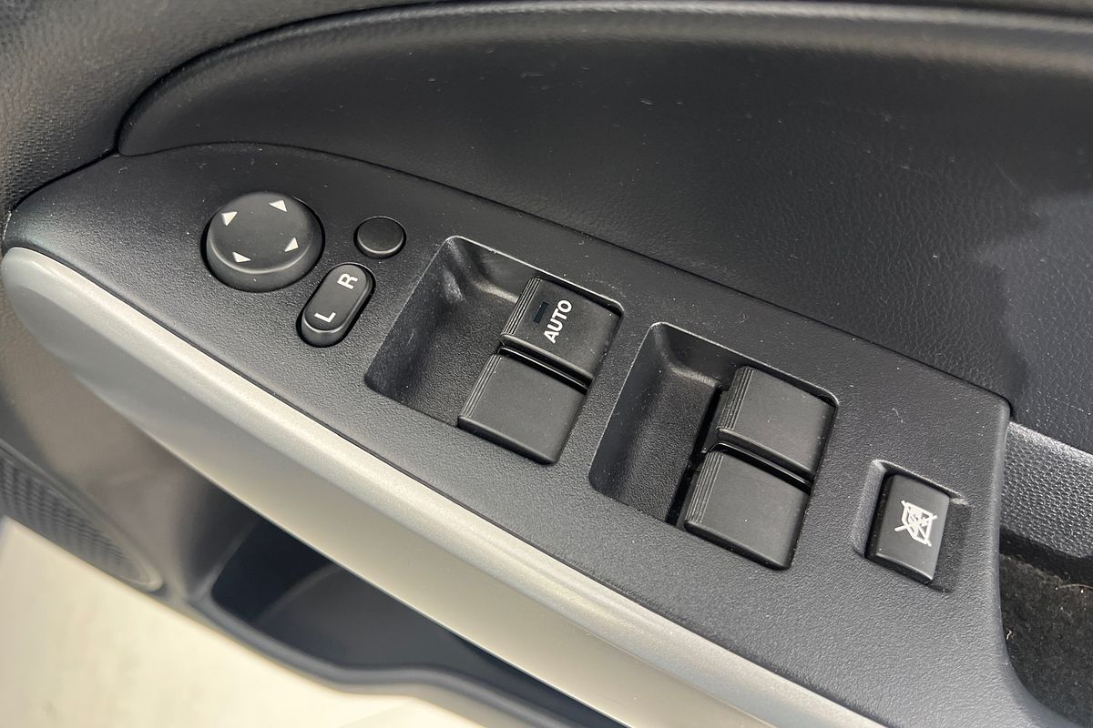 2014 Mazda 2 Neo Sport DE Series 2