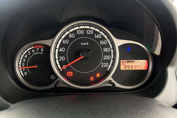 2014 Mazda 2 Neo Sport DE Series 2 thumb-13