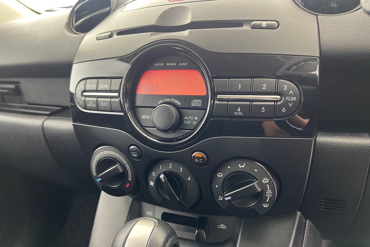 2014 Mazda 2 Neo Sport DE Series 2