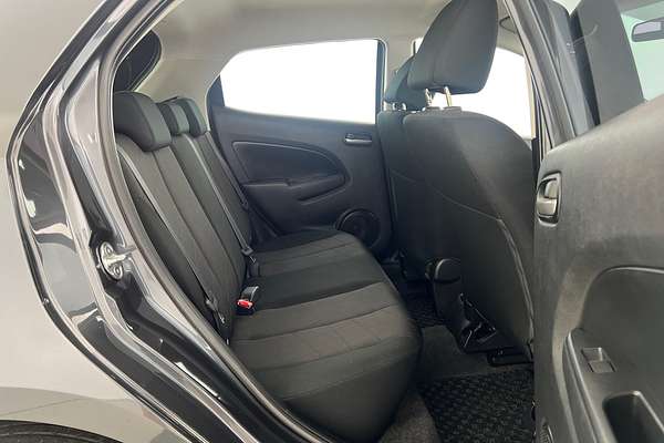 2014 Mazda 2 Neo Sport DE Series 2 thumb-16