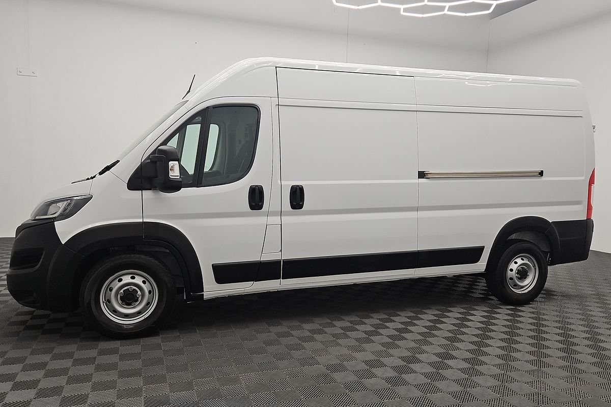 2023 Fiat Ducato Series 8 LWB Mid Roof