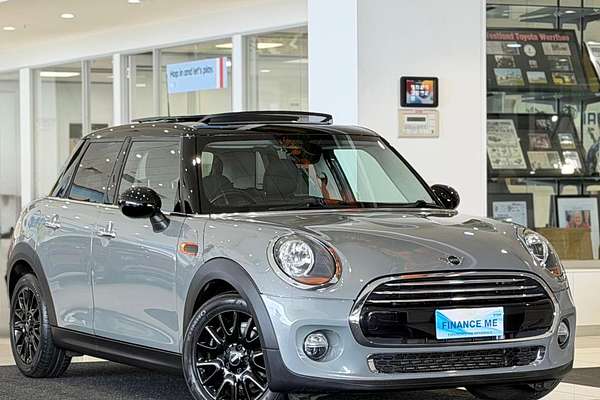 2019 MINI Hatch Cooper F55 LCI