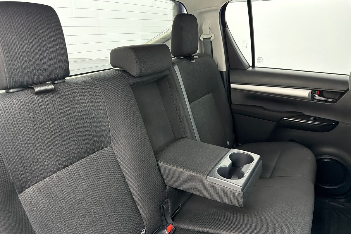 2021 Toyota Hilux SR5 GUN126R 4X4