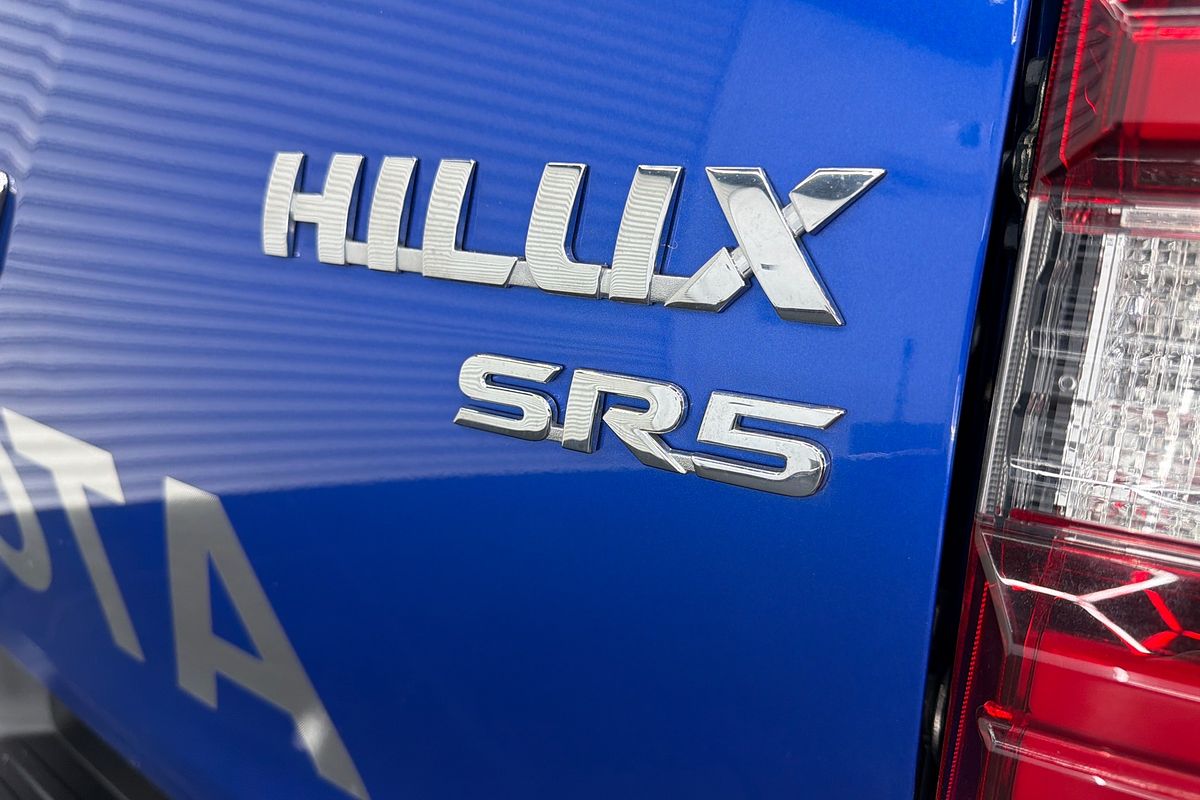 2021 Toyota Hilux SR5 GUN126R 4X4