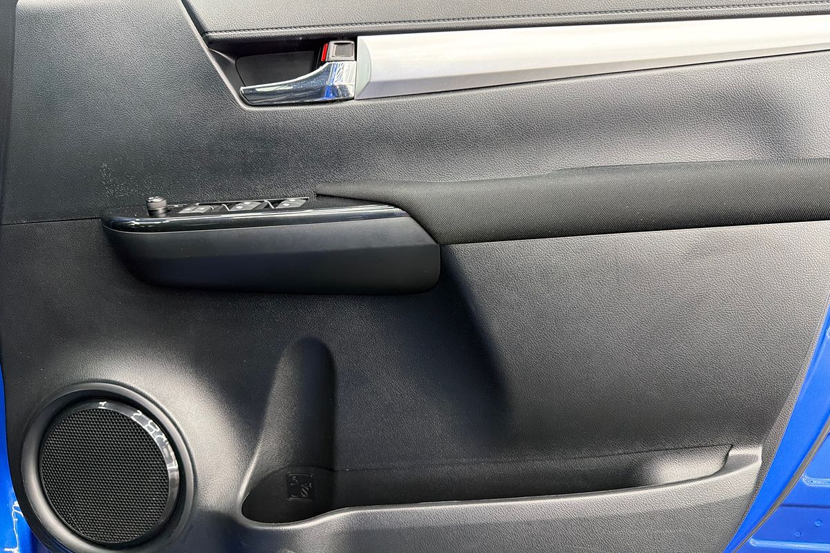 2021 Toyota Hilux SR5 GUN126R 4X4