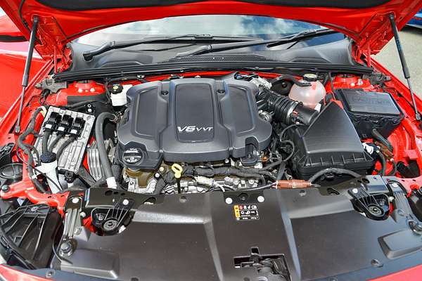 2017 Holden Commodore RS-V ZB thumb-7