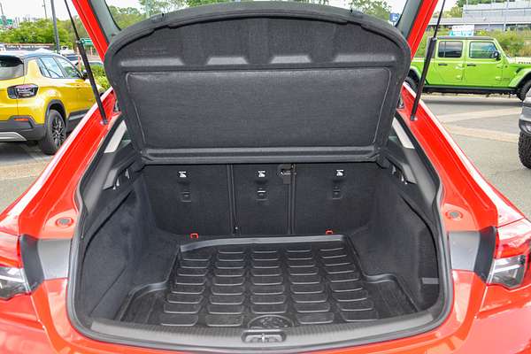 2017 Holden Commodore RS-V ZB thumb-18