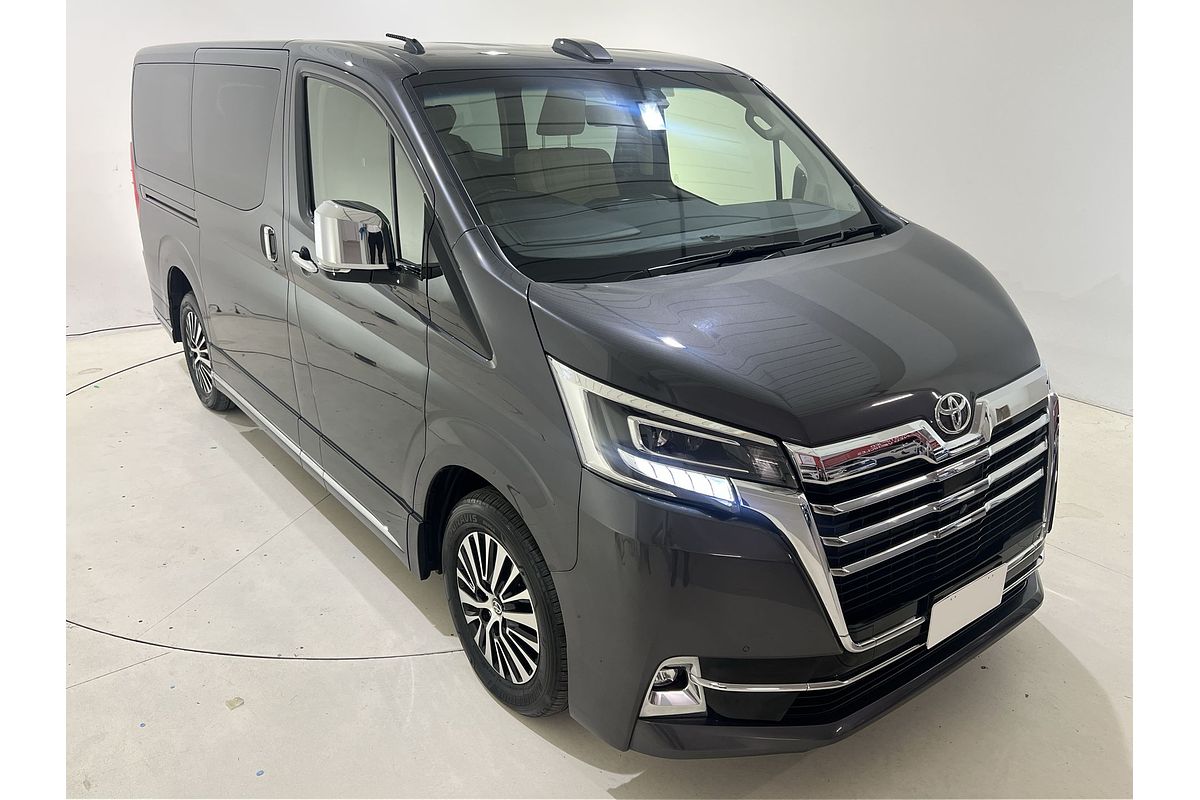 2022 Toyota Granvia VX GDH303R