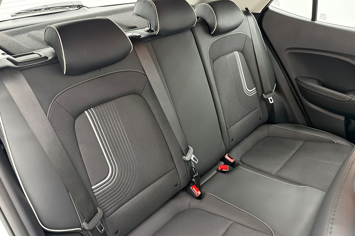 2024 Hyundai Venue Active QX.V5