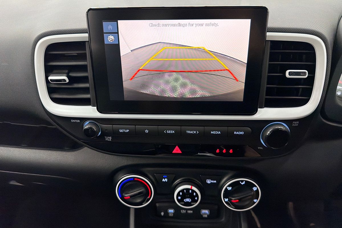 2024 Hyundai Venue Active QX.V5