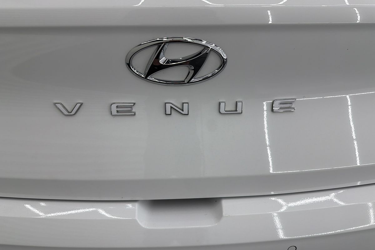 2024 Hyundai Venue Active QX.V5
