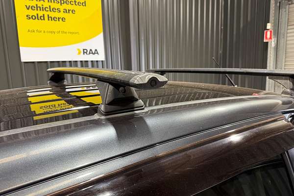 2020 Mitsubishi Triton GSR MR 4X4 thumb-11