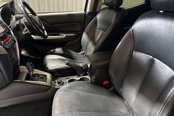 2020 Mitsubishi Triton GSR MR 4X4 thumb-25