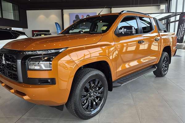 2025 Mitsubishi Triton GSR MV 4X4