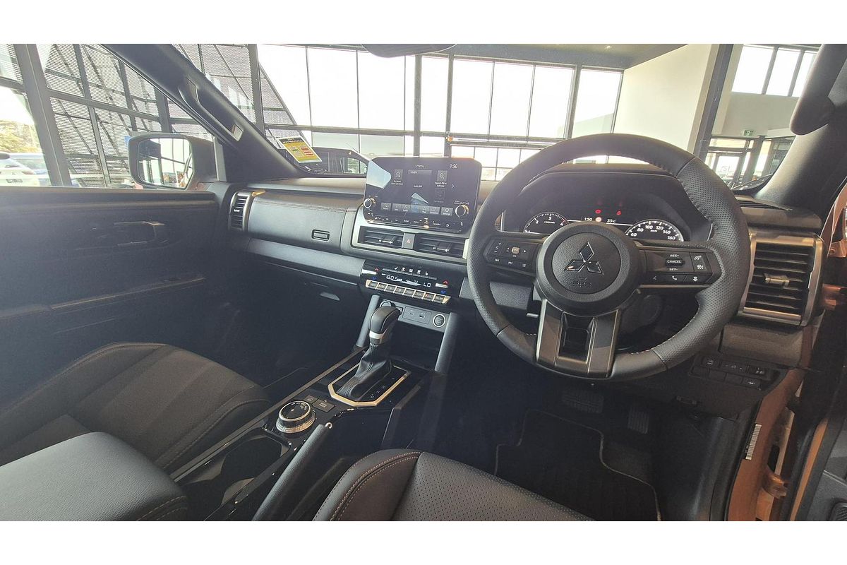 2025 Mitsubishi Triton GSR MV 4X4