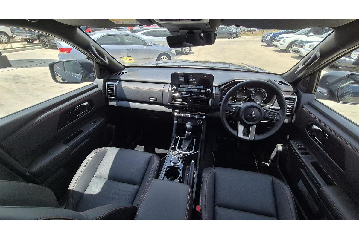 2025 Mitsubishi Triton GSR MV 4X4