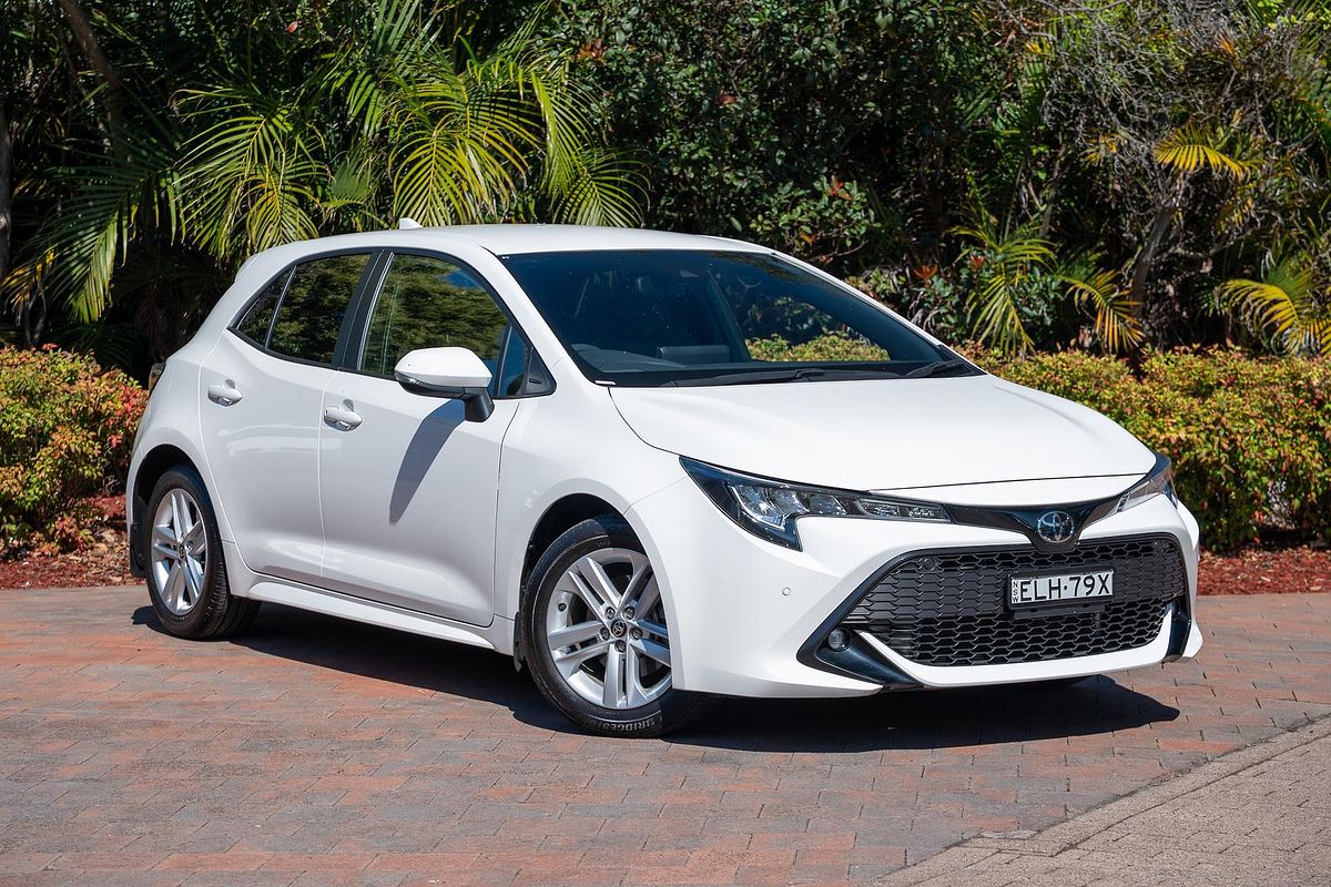 2020 Toyota Corolla SX MZEA12R