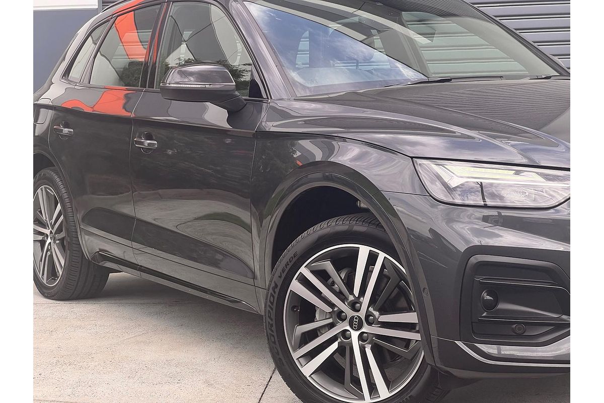 2024 Audi Q5 45 TFSI Sport FY